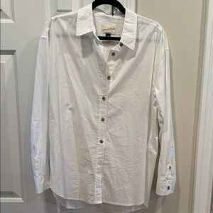 New Universal Thread White Button-Up Dress Shirt sz S